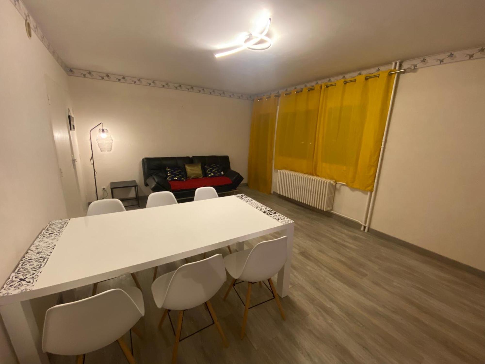 Appartements Le Verlaine Rombas ภายนอก รูปภาพ