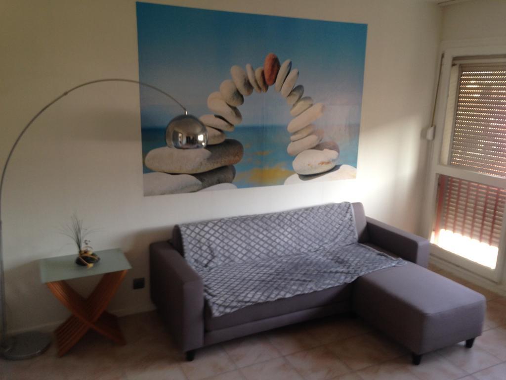 Appartements Le Verlaine Rombas ภายนอก รูปภาพ